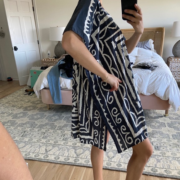 Gregory Ladner overflow tribal top - Picture 2 of 4